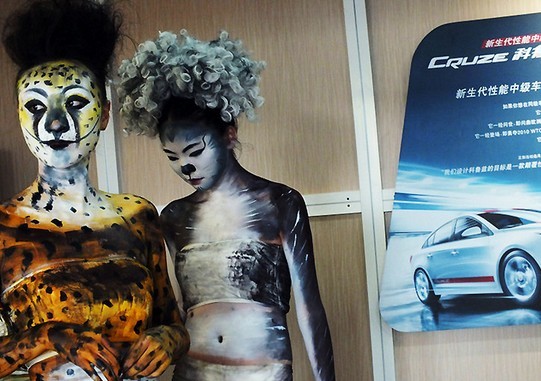 2.0T+AT��1.82�׼�ƽ�L�䣬������AT܇�͔y�ֶ��Є��I���_������·